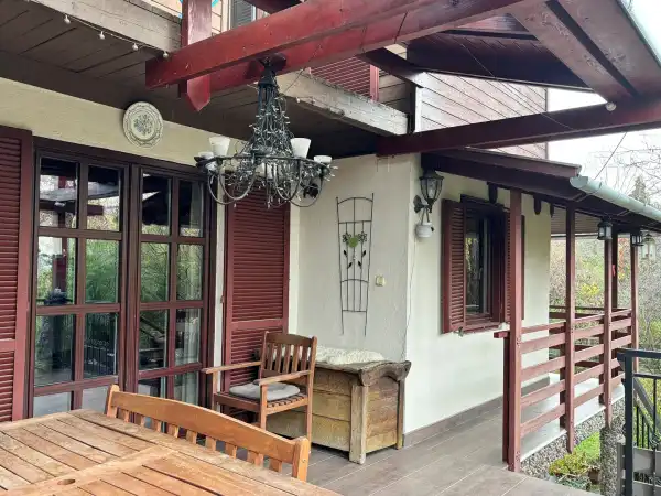 Eladó családi ház, Kismaros 2 szoba 90 m² 89.99 M Ft