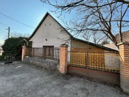 Eladó családi ház, Szokolya 3 szoba 73 m² 34.9 M Ft