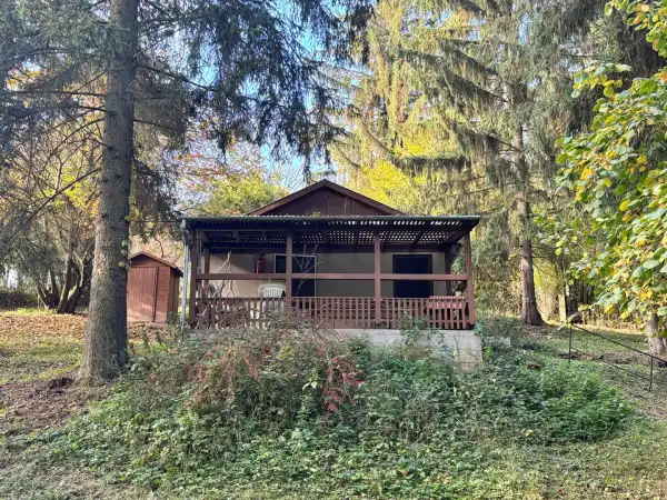 Eladó nyaraló, Szokolya 1+1 szoba 25 m² 24.9 M Ft